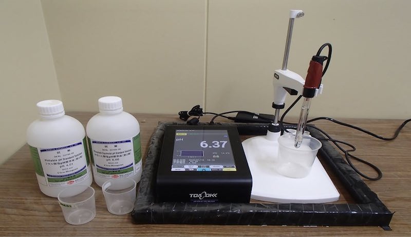 卓上型マルチ水質系(pH試験機)